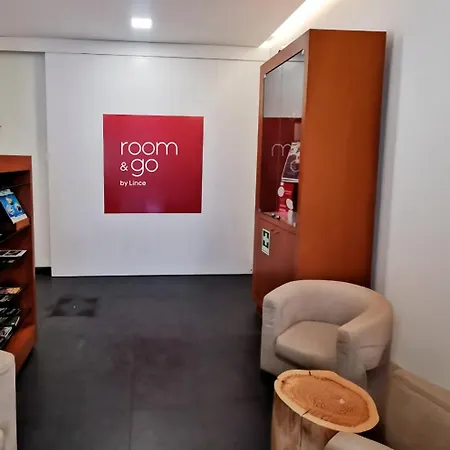 & Go By Lince Ponta Delgada