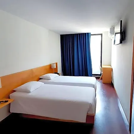 & Go By Lince Hotel