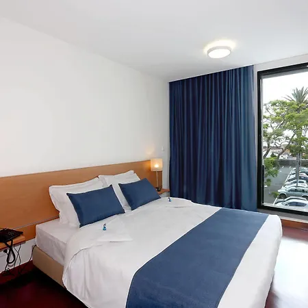 & Go By Lince Hotel