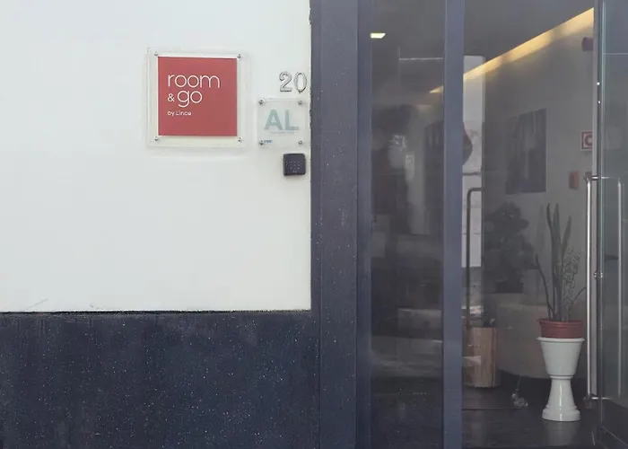 מלון & Go By Lince 2*