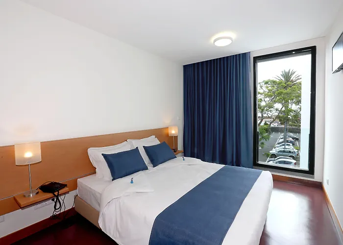 & Go By Lince Ponta Delgada (Sao Miguel)