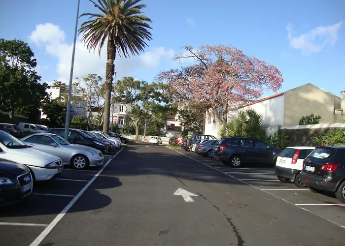 & Go By Lince Ponta Delgada (Sao Miguel)